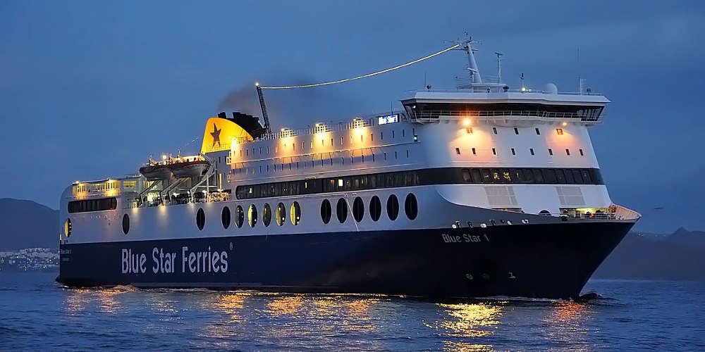 Βίντεο-ντοκουμέντο: Το Blue Star Delos παλεύει με τα κύματα