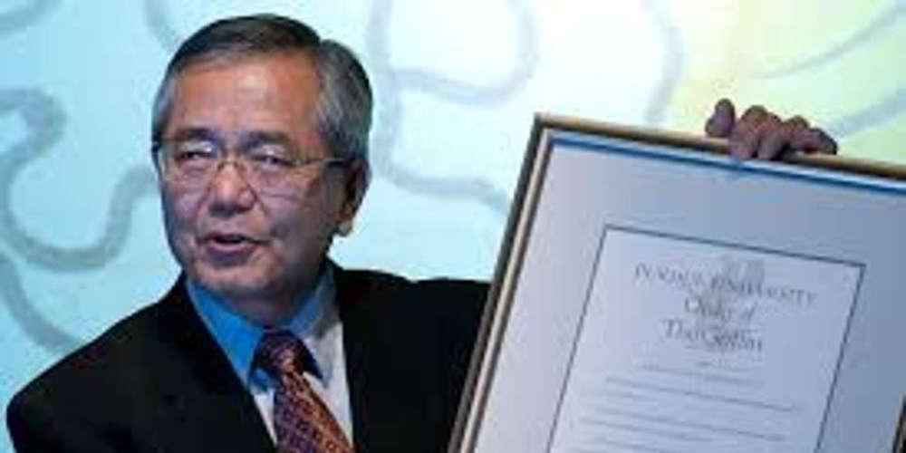 Ιάπωνας νομπελίστας βρέθηκε να περιπλανάται δίπλα στην νεκρή σύζυγό του