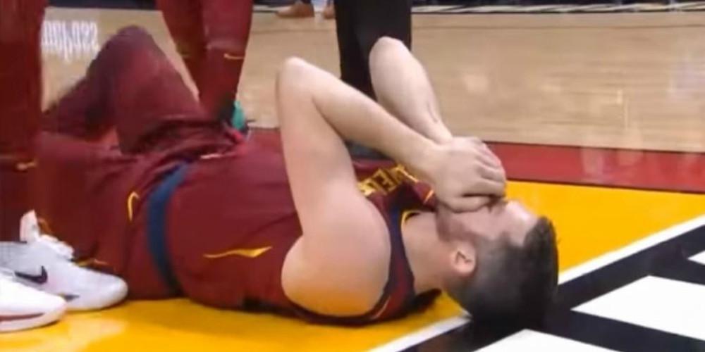 Ο Λοβ έχασε το δόντι του από αγκωνιά του Μίκεϊ [βίντεο]