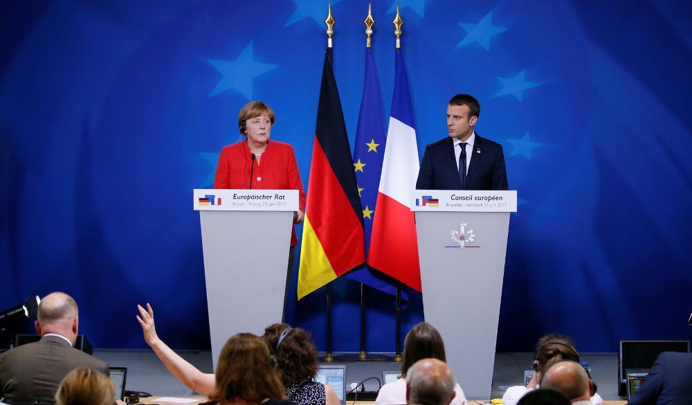 Συνάντηση Μέρκελ-Μακρόν στο Παρίσι την Παρασκευή