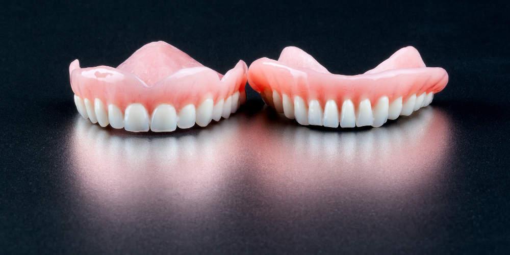 Οι Έλληνες δεν έχουν χρήματα και στρέφονται στις μασέλες - Θλιβερά τα στοιχεία για τη στοματική υγιεινή