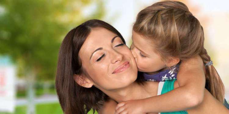 Ανοίγει η πλατφόρμα για το επίδομα μητρότητας - Ποιες μητέρες το δικαιούνται