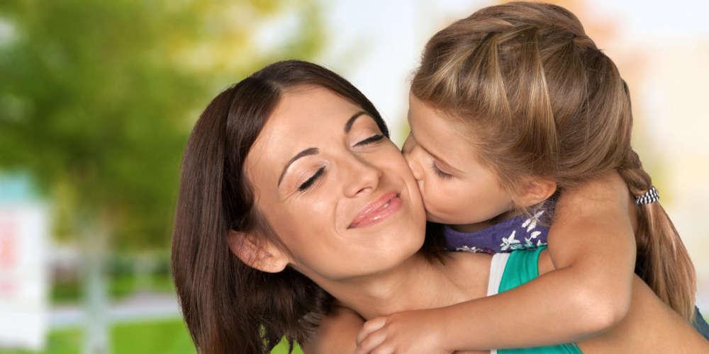 Ανοίγει η πλατφόρμα για το επίδομα μητρότητας - Ποιες μητέρες το δικαιούνται