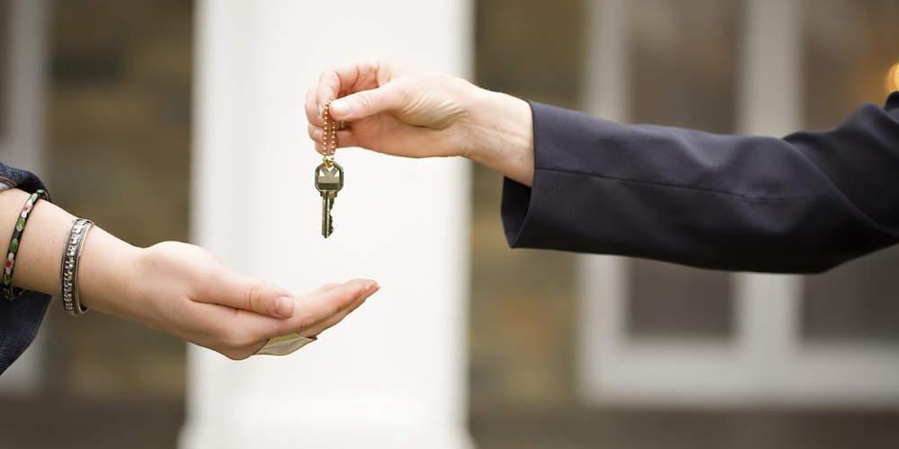 Η κτηματαγορά το 2019: «Πάγωσαν» οι Κινέζοι, «ξεφουσκώνει» η AirBnΒ