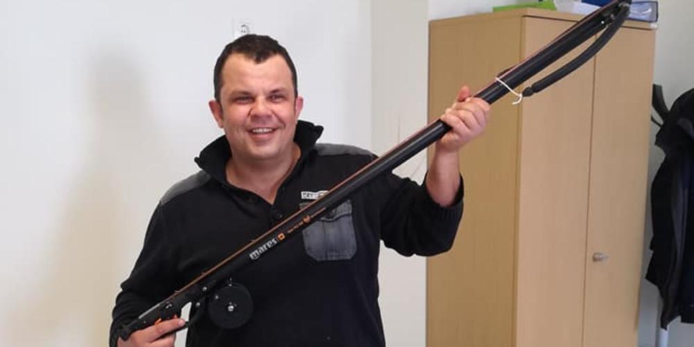 Αυτός είναι ο φίλος του Πολάκη που είναι αντιπρόεδρος στο νοσοκομείο Σαντορίνης [εικονες]