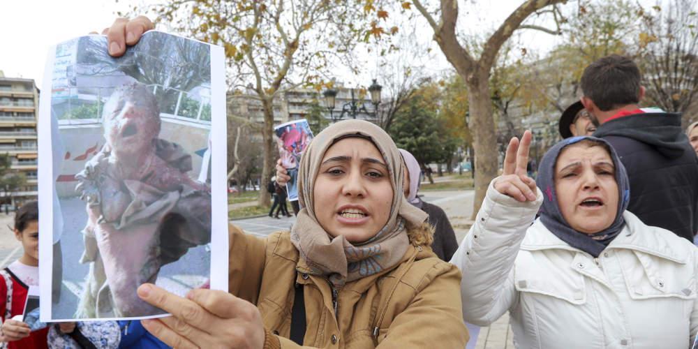 Spiegel: Έτσι γίνεται η διακίνηση ανθρώπινων ψυχών από την Ελλάδα στην ΕΕ