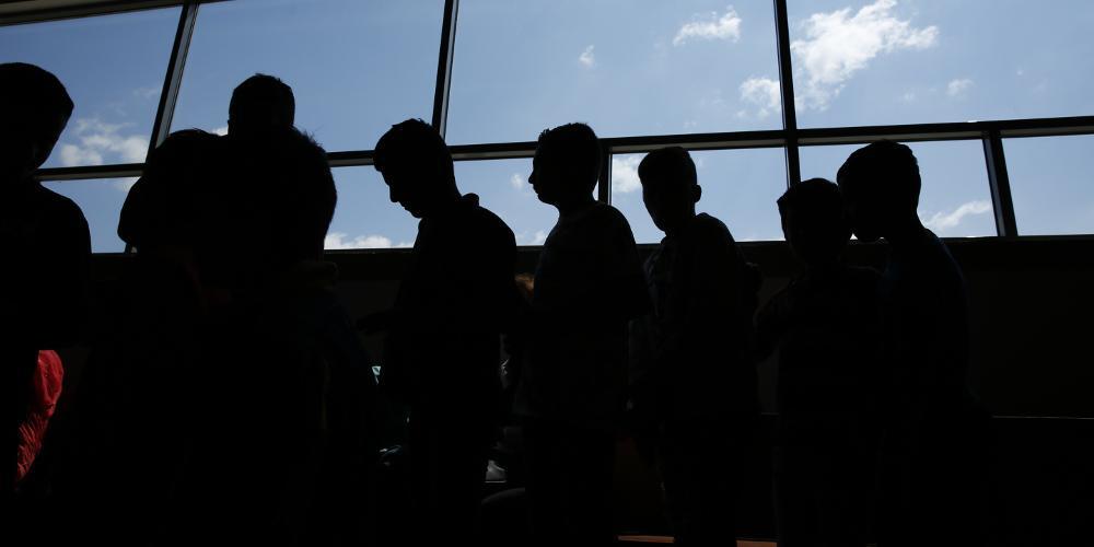 Κρίσιμες ώρες για το προσφυγικό: 120.000 πρόσφυγες έτοιμοι να μετακινηθούν προς την Ελλάδα