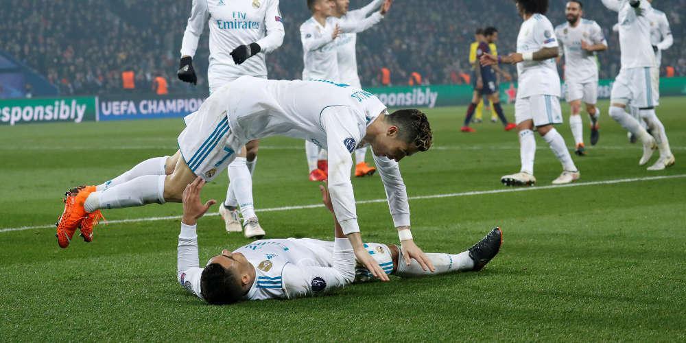 Πάρτι στα αποδυτήρια της Ρεάλ μετά την πρόκριση επί της Παρί