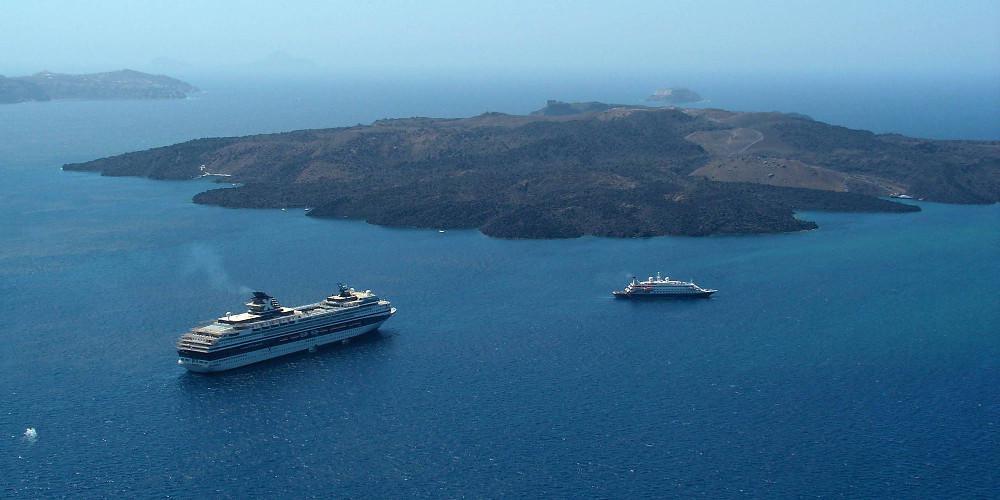 Χαρδαλιάς: Δεν υπάρχει κανένα πρόβλημα με το ηφαίστειο της Σαντορίνης