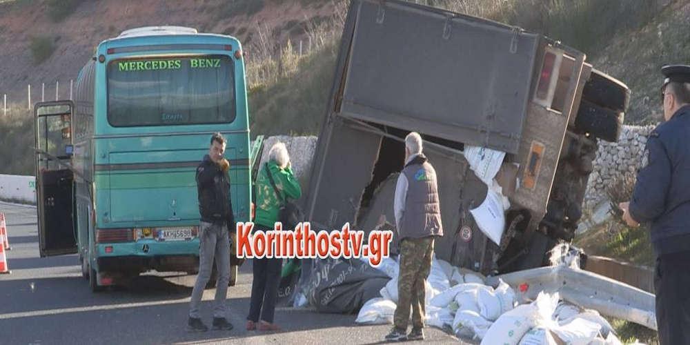 Σοκαριστικό τροχαίο με λεωφορείο του ΚΤΕΛ στην Εθνική Οδό Κορίνθου–Τρίπολης [εικόνες]