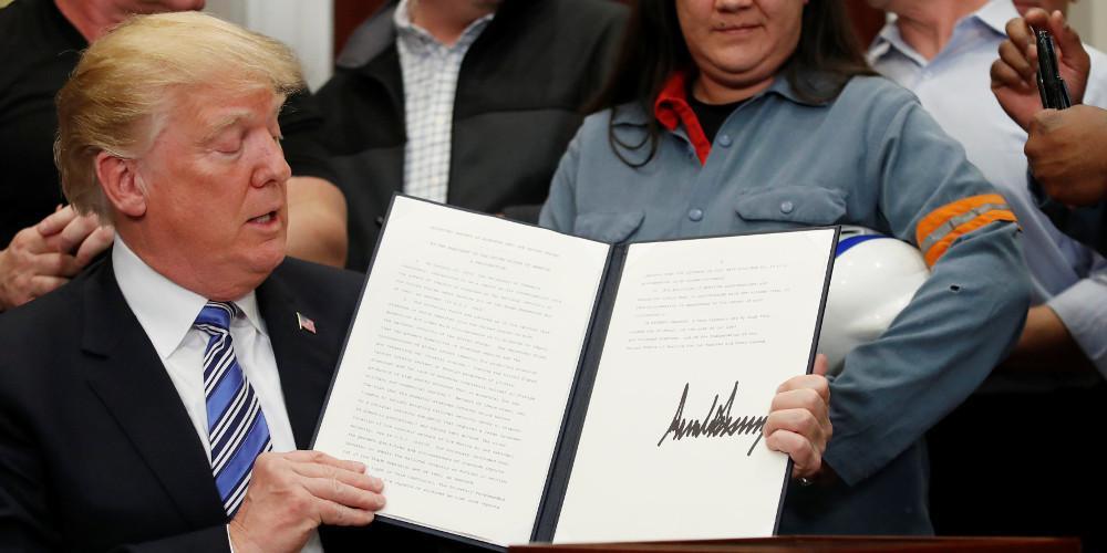 Η ΕΕ ζητά αποζημίωση από τις ΗΠΑ για τους δασμούς στον χάλυβα και το αλουμίνιο