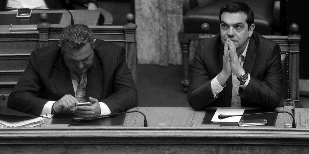 Από το «μαζί μέχρι τέλους» στα αλληλομαχαιρώματα