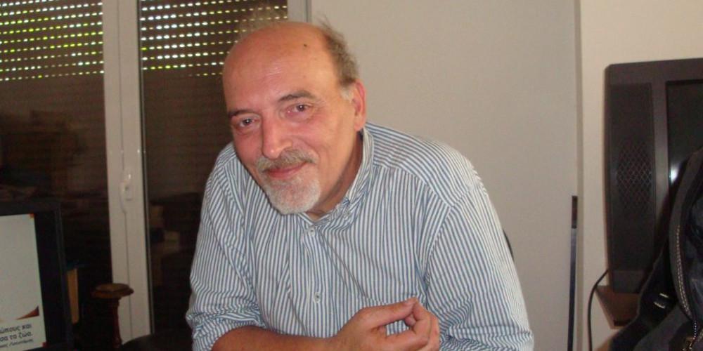 Πέθανε ο δημοσιογράφος Λάζαρος Χατζηνάκος