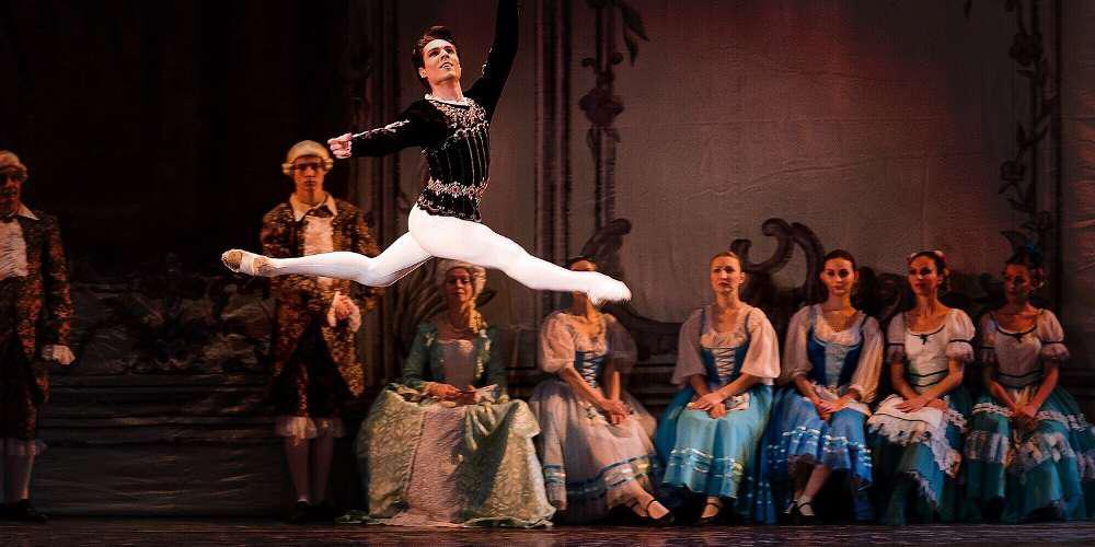 Πόλεμος στην Ουκρανία: Διακεκριμένος χορευτής μπαλέτου πέθανε στην πρώτη γραμμή – Τιμήθηκε από την Εθνική Όπερα
