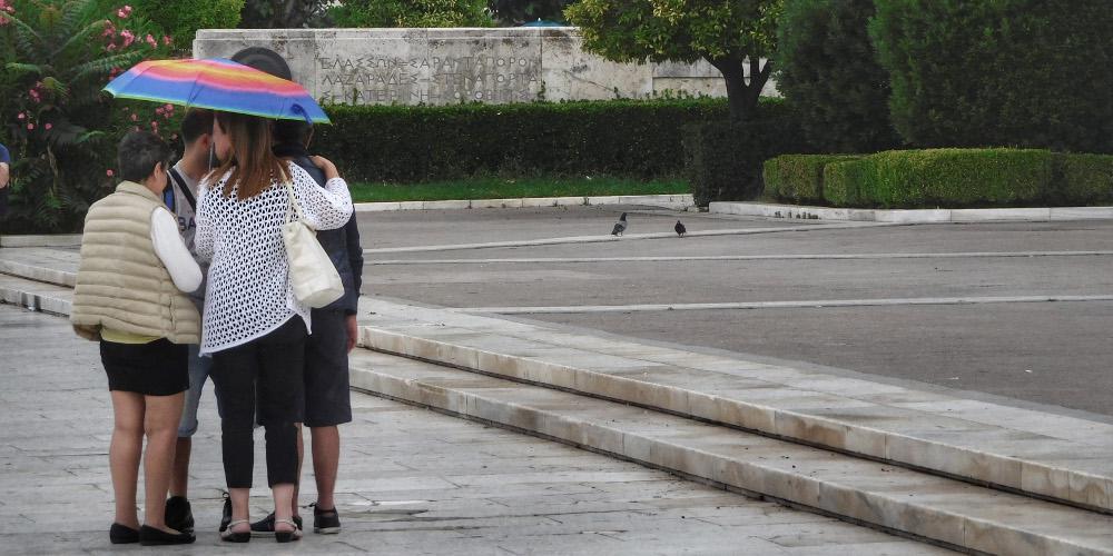 Πρόγνωση καιρού: Άστατος και σήμερα ο καιρός με βροχές και καταιγίδες