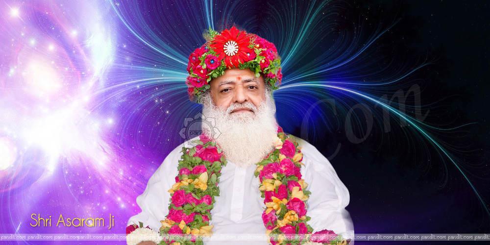 Αυτός είναι ο γκουρού-βιαστής Ασαράμ Μπαπού