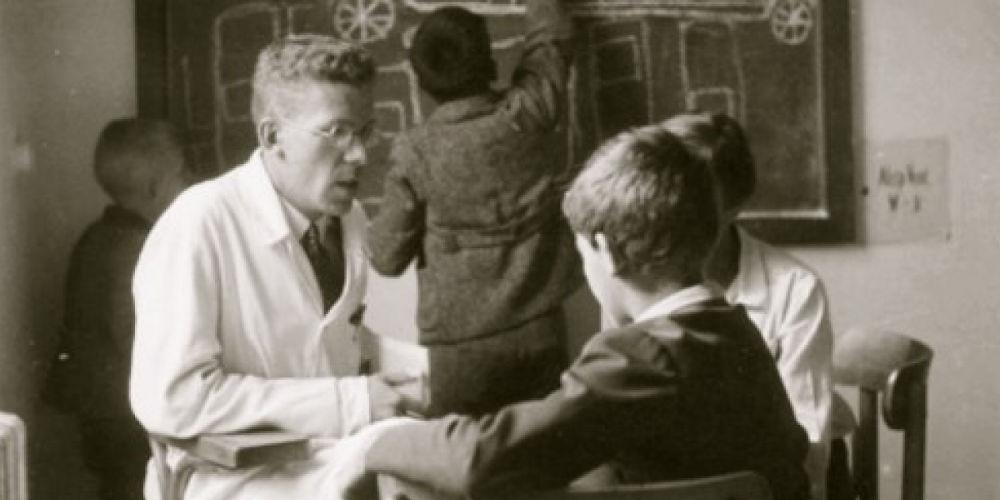 Σοκ στην Αυστρία: Ο Άσπεργκερ είχε συνεργαστεί με τον Χίτλερ και είχε σκοτώσει εκατοντάδες παιδιά