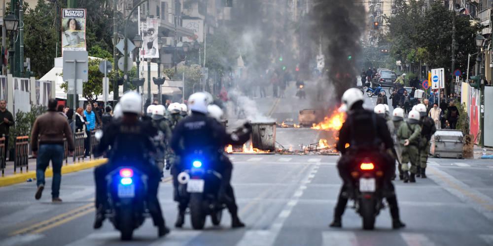 Αστυνομικός πυροβόλησε οδηγό μετά από τροχαίο - Τέθηκε σε διαθεσιμότητα