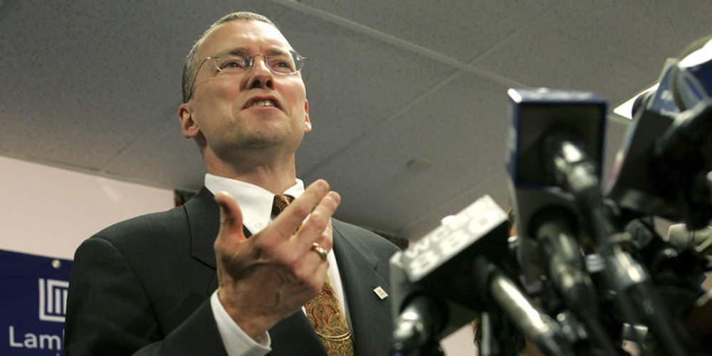 Σοκ: Δικηγόρος αυτοπυρπολήθηκε για την υπερθέρμανση του πλανήτη [βίντεο]