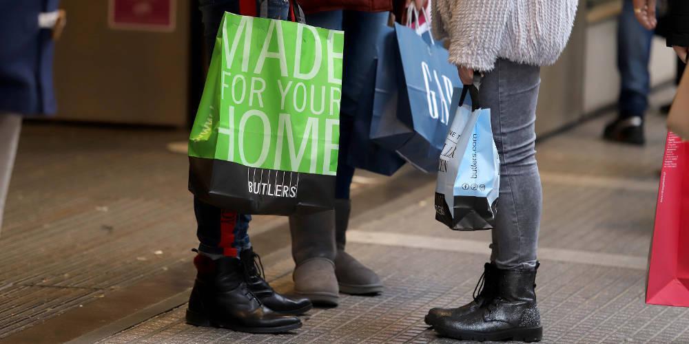 Έρχονται αλλαγές σε εκπτώσεις και προσφορές των καταστημάτων