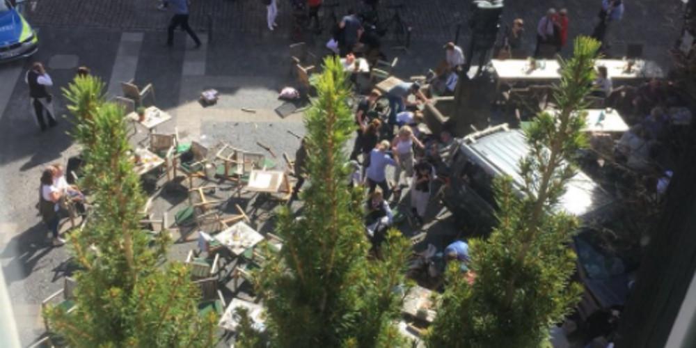 Ημιφορτηγό έπεσε πάνω σε πλήθος στη Γερμανία - Τέσσερις νεκροί