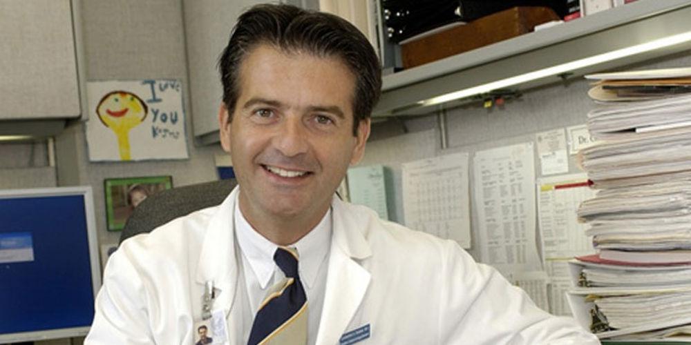 Ο Έλληνας που ανακάλυψε το γονίδιο του γιγαντισμού επίτιμος διδάκτωρ στο ΕΚΠΑ