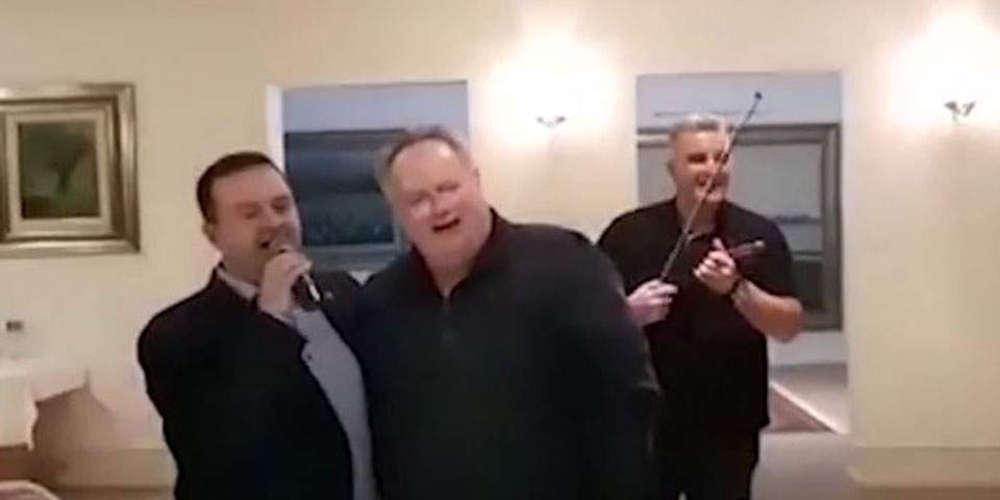 Η καντάδα του Σέρβου ΥΠΕΞ στον Κοτζιά [βίντεο]