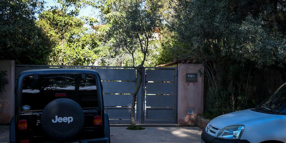 Μικρή βελτίωση της υγείας του επιχειρηματία που πυροβολήθηκε από ληστές στην Κηφισιά