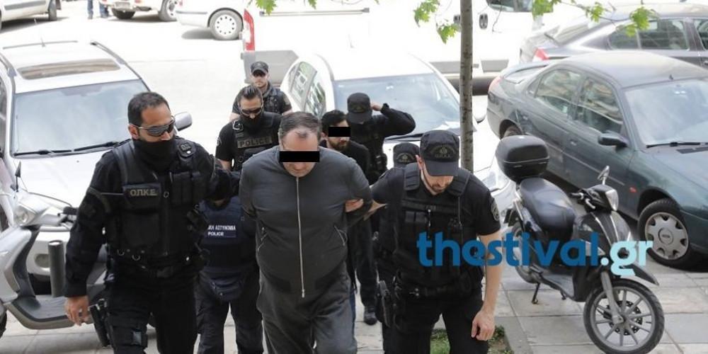 Στον εισαγγελέα ο «νούμερο 1» κακοποιός του κόσμου [βίντεο]