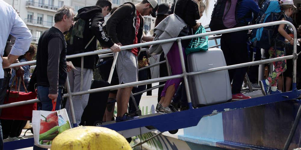 Ακτοπλοϊκή σύνδεση Τσεσμέ - Λαύριο από τις 2 Ιουνίου