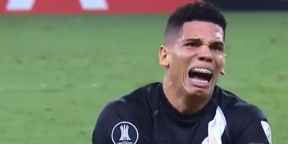 Σοκαριστικός τραυματισμός για τον Παουλίνιο [σκληρό βίντεο