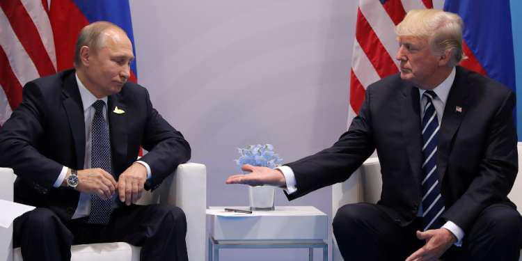 Κίνηση ματ από τον Τραμπ: Μπλοκάρει κυρώσεις κατά της Ρωσίας που υπέγραψε τον Σεπτέμβριο – «Γι