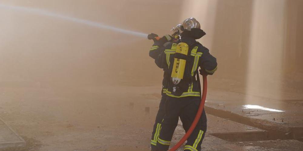 Στο νοσοκομείο άνδρας που διασώθηκε από φλεγόμενο διαμέρισμα στην Κρήτη