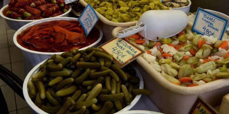 σαρακοστιανό