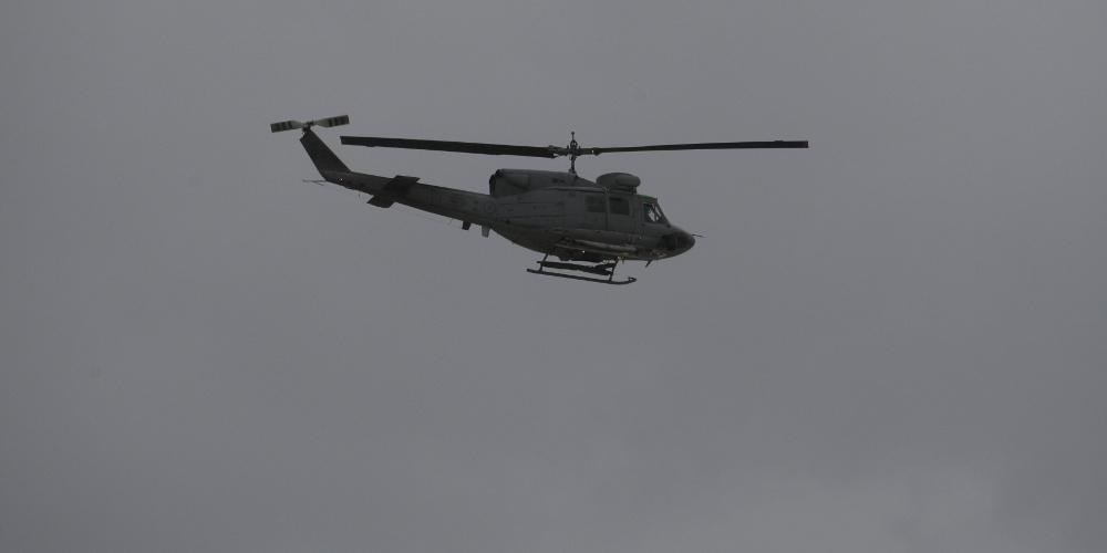 Με ελικόπτερο και σκάφη συνεχίζονται οι έρευνες για την αγνοούμενη στη Φολέγανδρο