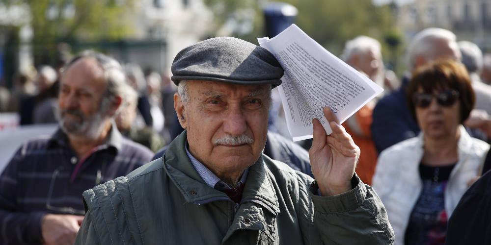 Ερχεται χαράτσι αλληλεγγύης στα αναδρομικά των ειδικών μισθολογίων