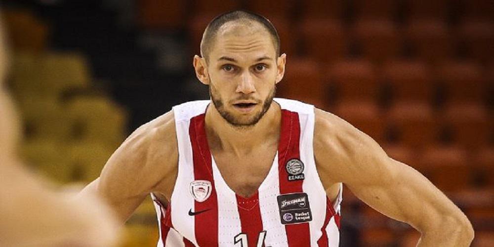 Τιλί... από του χρόνου - Χωρίς τον Γάλλο forward στα πλέι οφ οι «ερυθρόλευκοι»