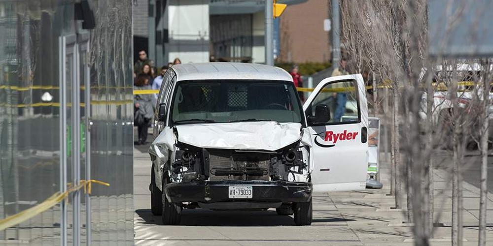 Μακελειό στο Τορόντο: Δύο χιλιόμετρα σπαρμένη με πτώματα