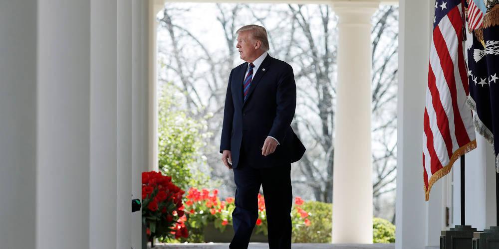 Μήνυμα-«φωτιά» του Τραμπ: Θα βρω τους προδότες στον Λευκό Οίκο