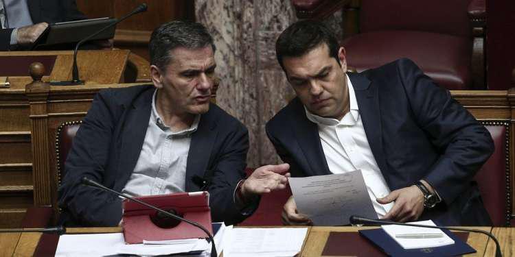 Κόβουν τις εξαγγελίες Τσίπρα για να μην… κόψουν τις συντάξεις!