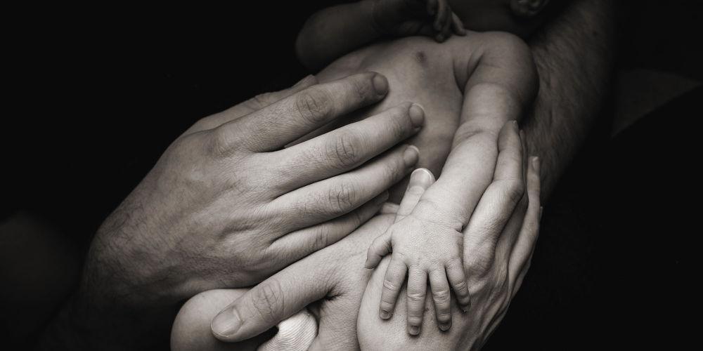 Θρίλερ με το νεκρό βρέφος: Εξετάζεται νέο σενάριο εκτός από τη σεξουαλική κακοποίηση