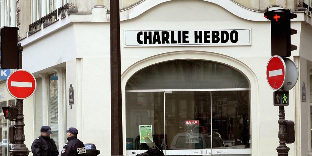 σαν σήμερα Το Charlie Hebdo επέστρεψε στο Twitter και αυτό είναι το πρώτο του tweet [εικόνα]