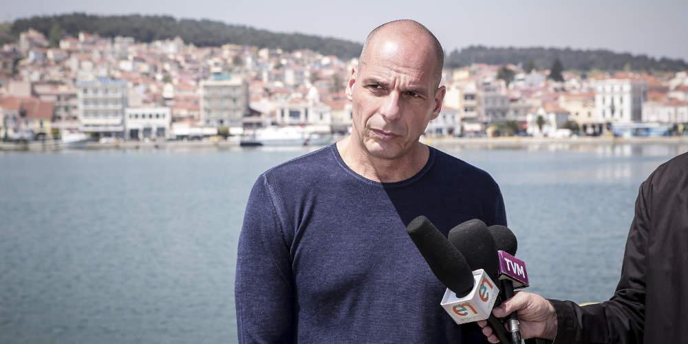 «Πυρά» Βαρουφάκη στον Τσίπρα: Δεν έχουμε κυβέρνηση, έχουμε εντολοδόχους