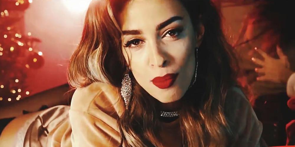 Καθηλωτικά σέξι η Ελένη Φουρέιρα με ξώπλατο μπουστάκι [εικόνα]