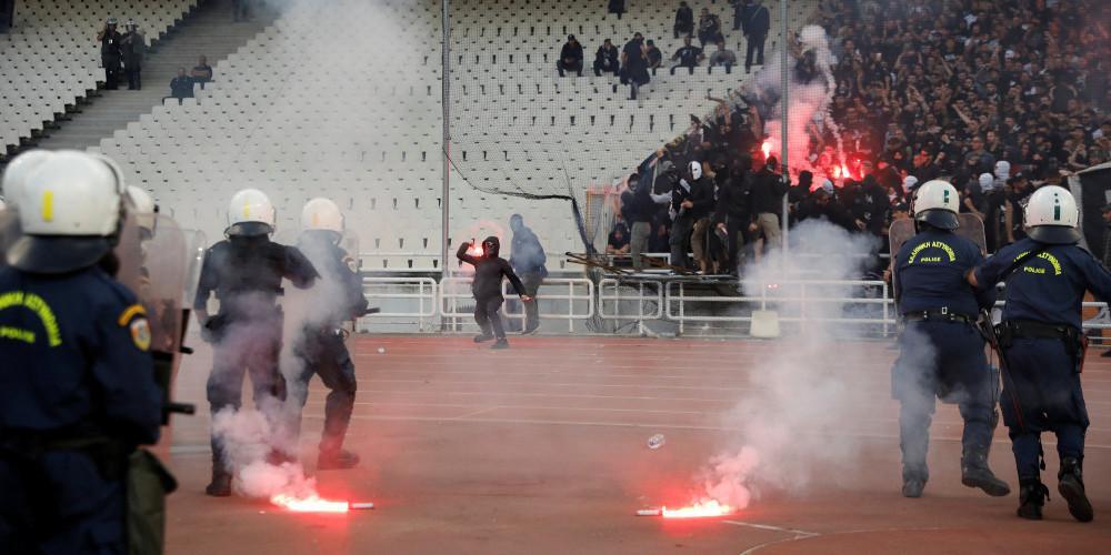 Ακόμα ένας τελικός ντροπής: 14 συλλήψεις για επεισόδια και άλλα αδικήματα γύρω από το ΟΑΚΑ