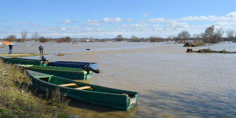 Επεισόδιο στον Έβρο: Τούρκοι στρατιώτες απείλησαν Έλληνες ψαράδες