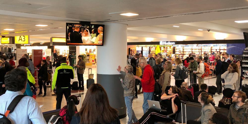 Παγκόσμιο τηλεοπτικό θέαμα ο γάμος του πρίγκιπα Χάρι και της Μέγκαν Μάρκλ