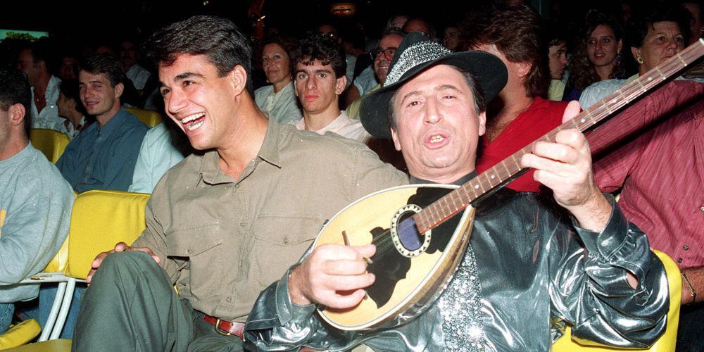 Χάρρυ Κλυνν: Τα έργα του, το αστείρευτο χιούμορ και 6+1 ρόλοι που αγαπήσαμε