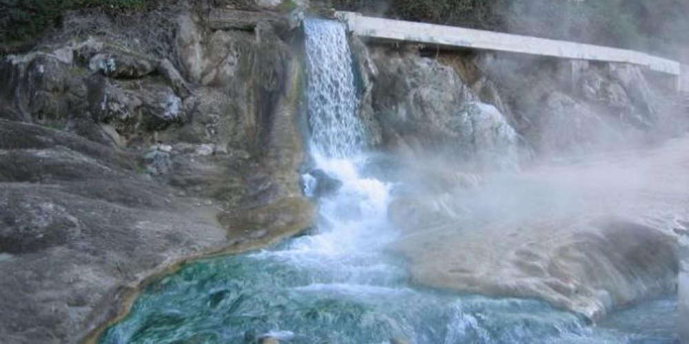 Ηλικιωμένος πήγε για μπάνιο στις ιαματικές πηγές Θερμοπυλών και του πήραν τα... πάντα