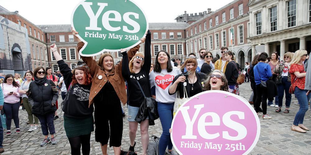 Ιρλανδία: Το 66,4% ψήφισε υπέρ της νομιμοποίησης των αμβλώσεων